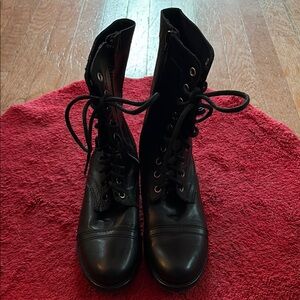 Black Lace-Up Women's Boots